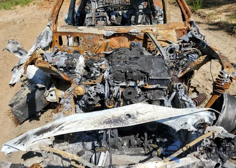 2015 Mercedes-Benz C 300 4Matic из США, поврежденный, VIN 55SWF4KB3FU006351